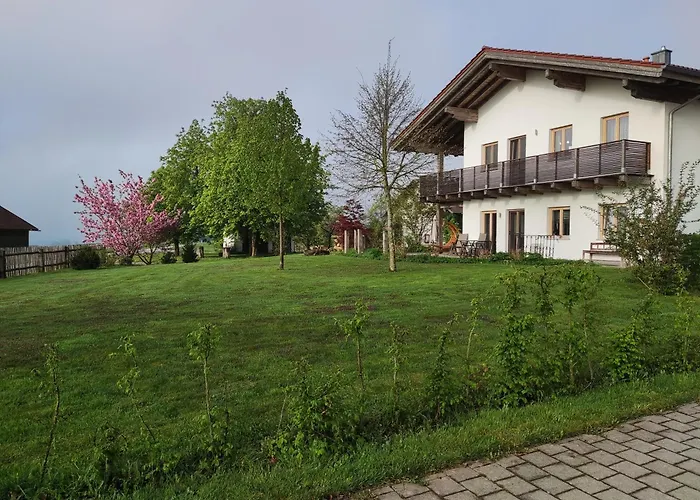 Am Metzgerhof * Bogen