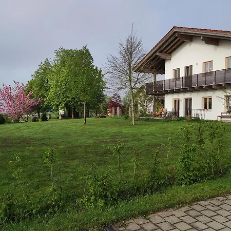 Am Metzgerhof * Bogen